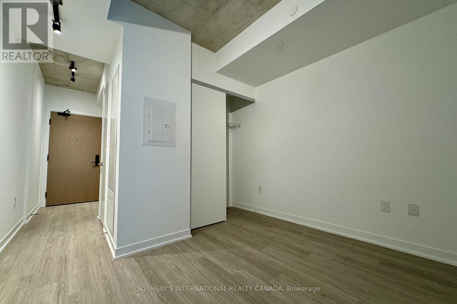 507 - 195 Mccaul Street, Toronto, Ontario  M5T 0E5 - Photo 8 - C12939280