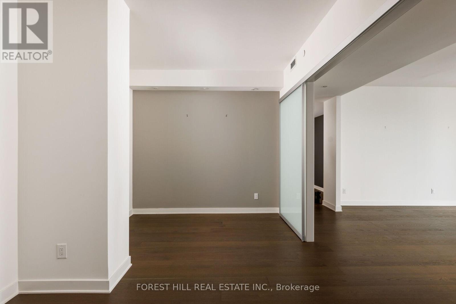 6805 - 1 Bloor Street E, Toronto, Ontario  M4W 0A8 - Photo 27 - C12939290