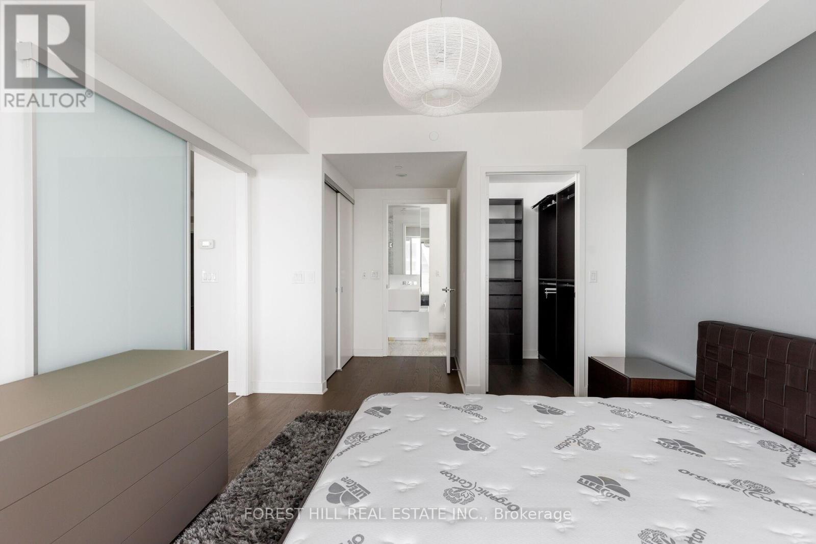 6805 - 1 Bloor Street E, Toronto, Ontario  M4W 0A8 - Photo 30 - C12939290