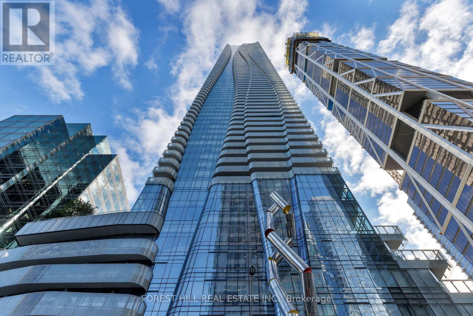 6805 - 1 Bloor Street E, Toronto, Ontario  M4W 0A8 - Photo 4 - C12939290