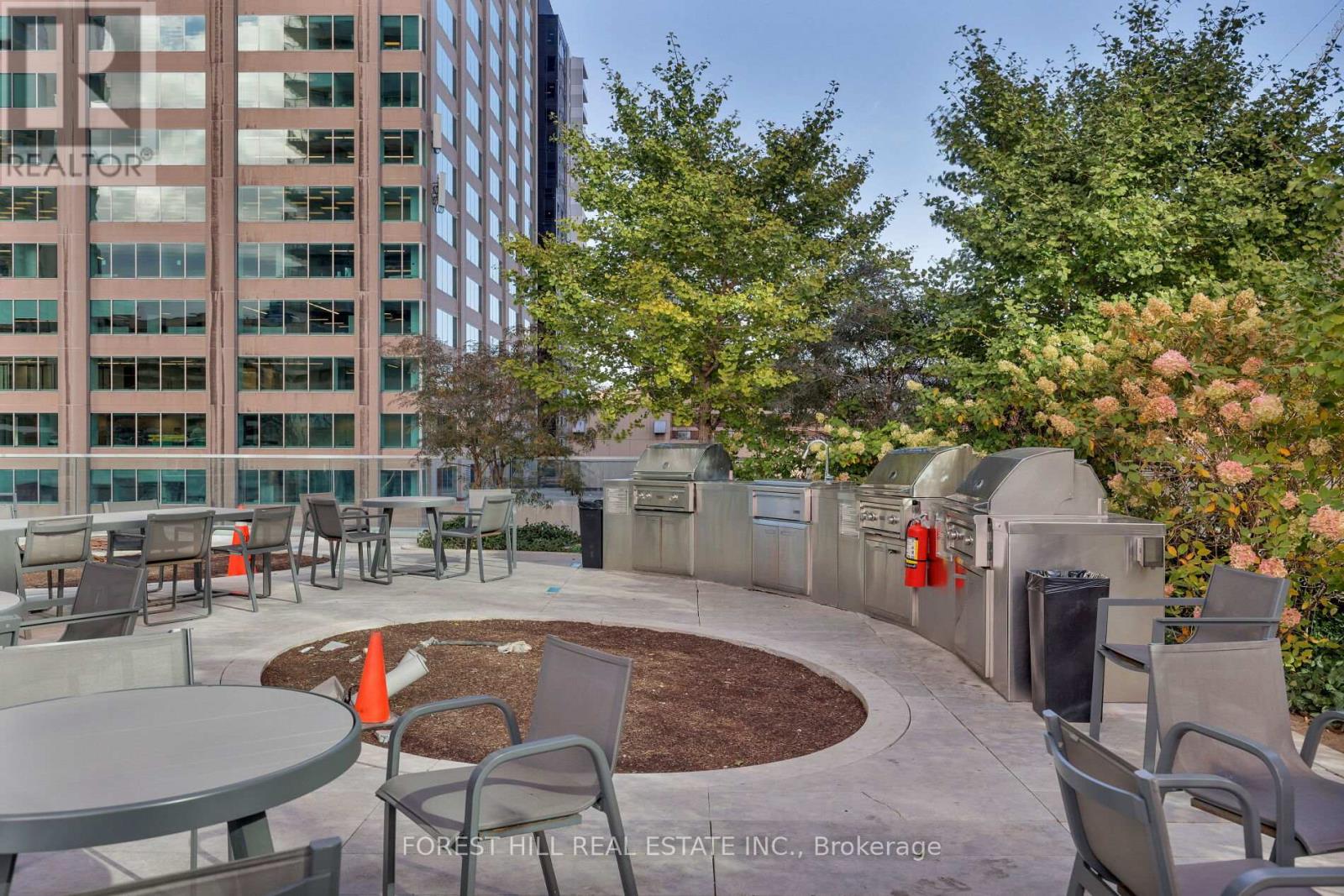 6805 - 1 Bloor Street E, Toronto, Ontario  M4W 0A8 - Photo 49 - C12939290