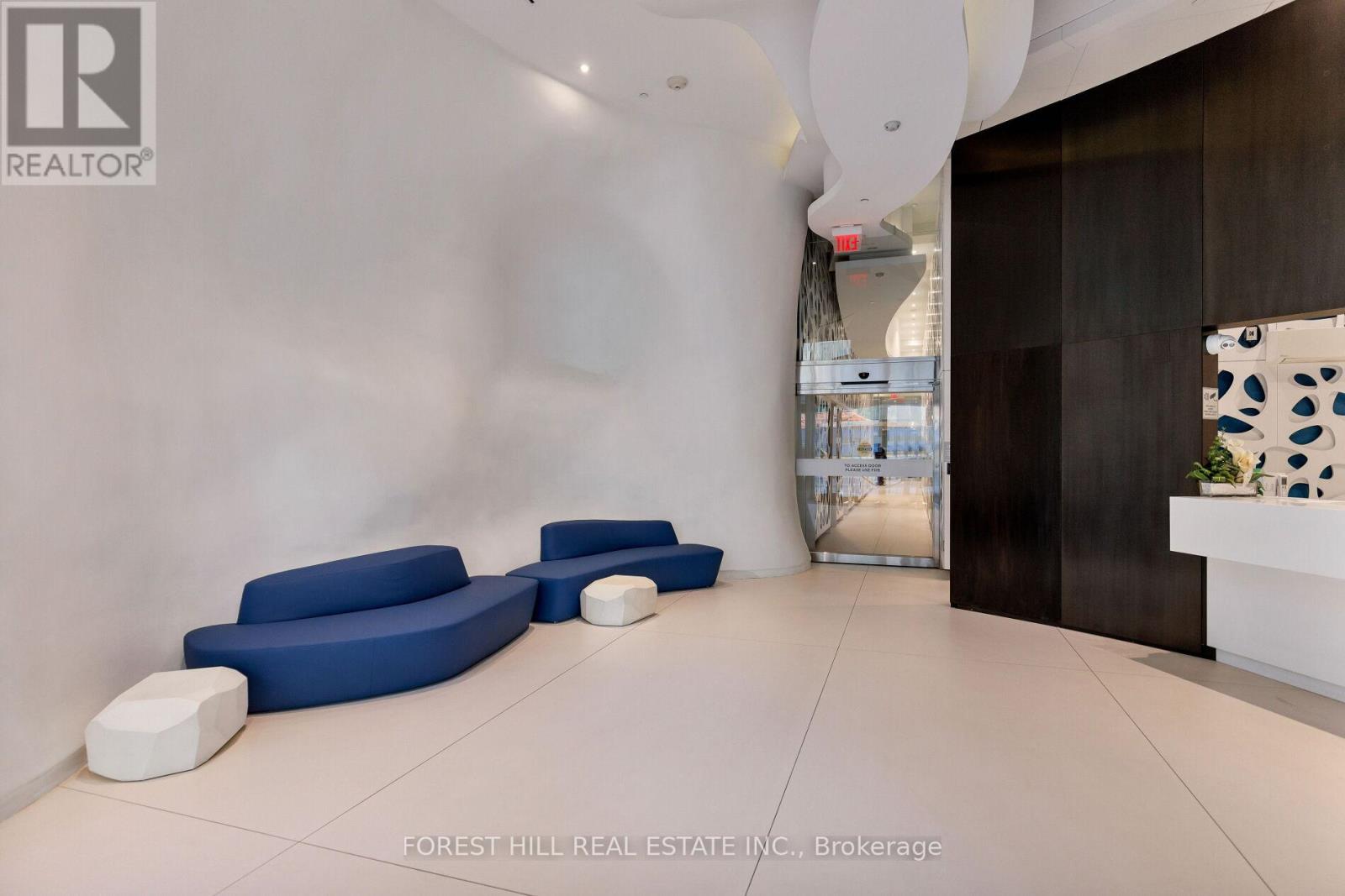 6805 - 1 Bloor Street E, Toronto, Ontario  M4W 0A8 - Photo 6 - C12939290