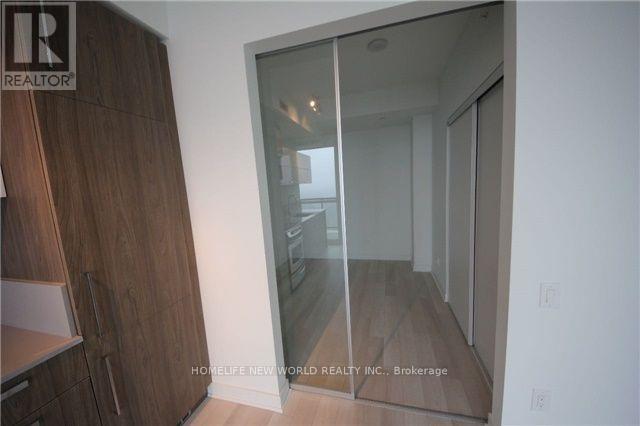 2901 - 290 Adelaide Street, Toronto, Ontario  M5V 1P6 - Photo 9 - C12939298