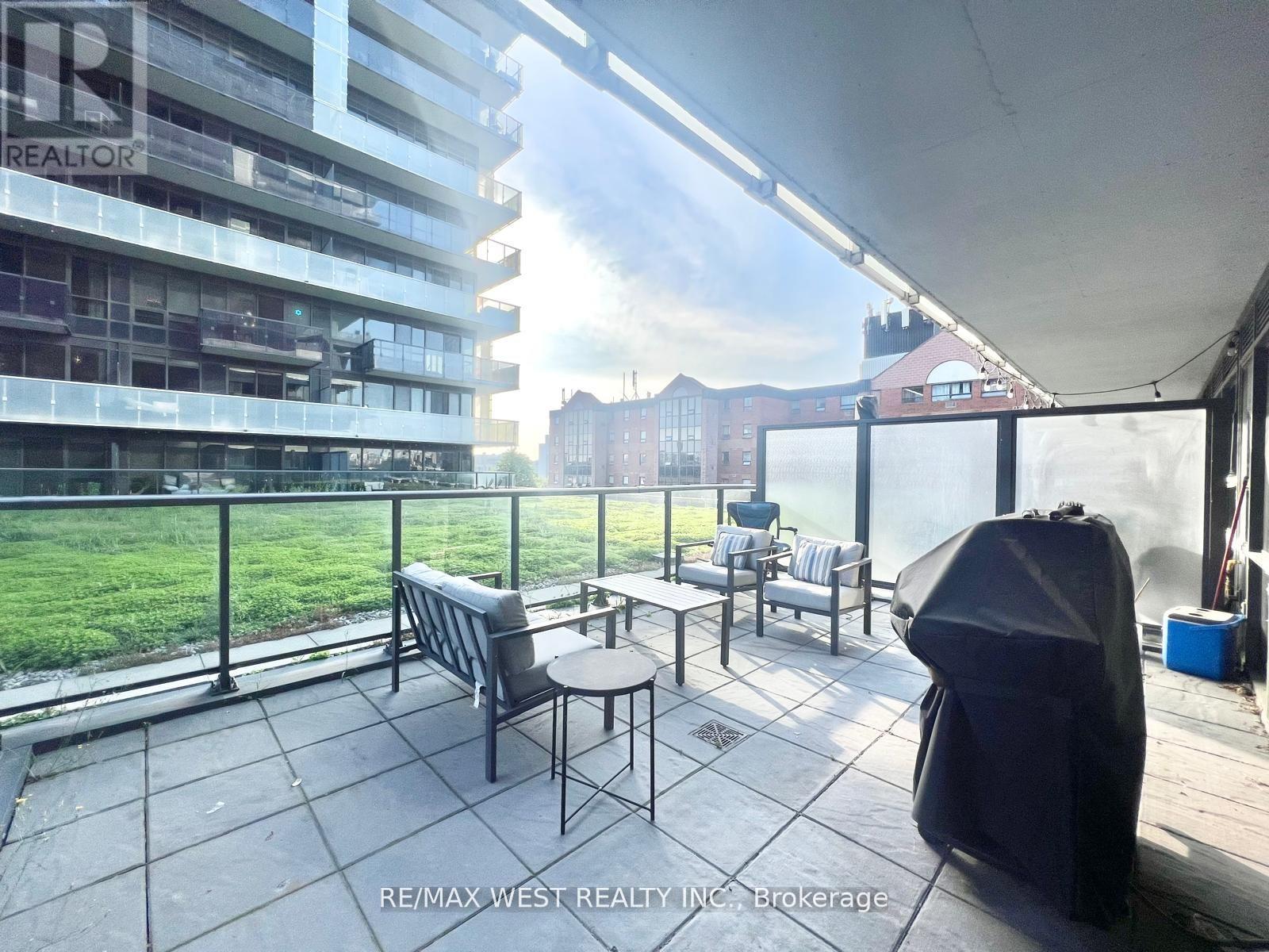 502 - 1030 KING STREET W, Toronto, Ontario