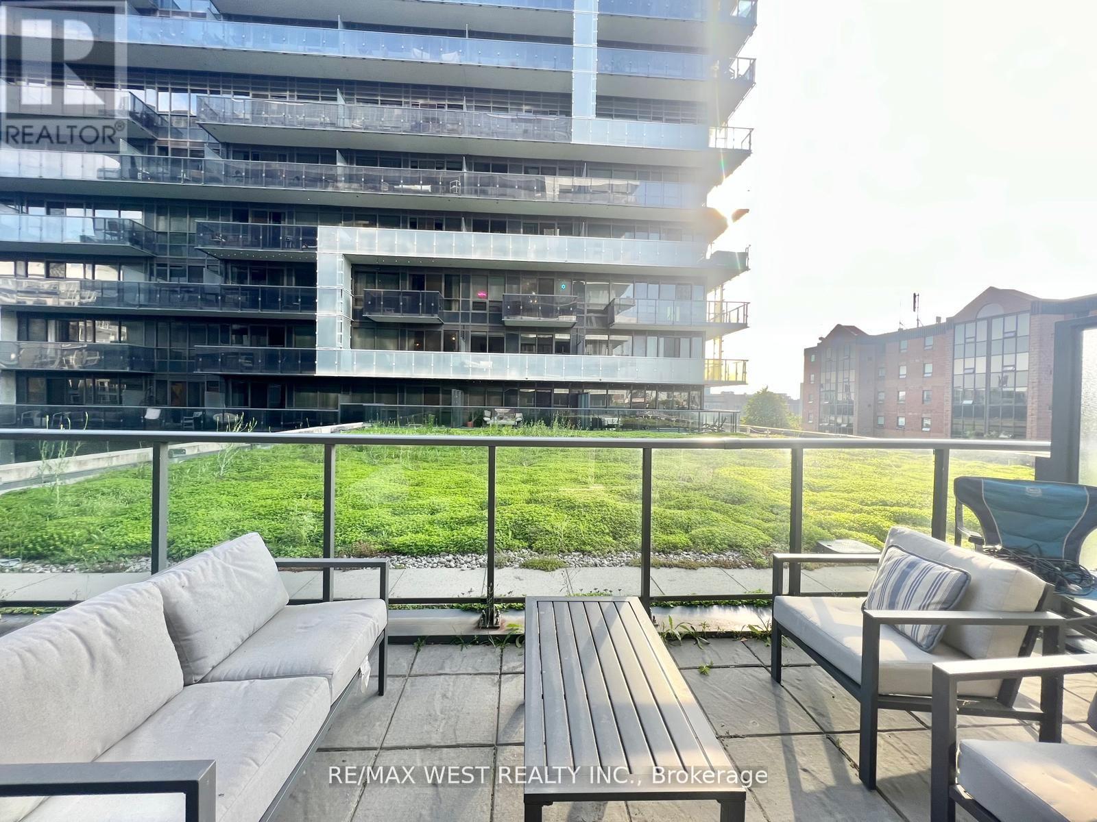 502 - 1030 King Street W, Toronto, Ontario  M6K 3N3 - Photo 2 - C12939320