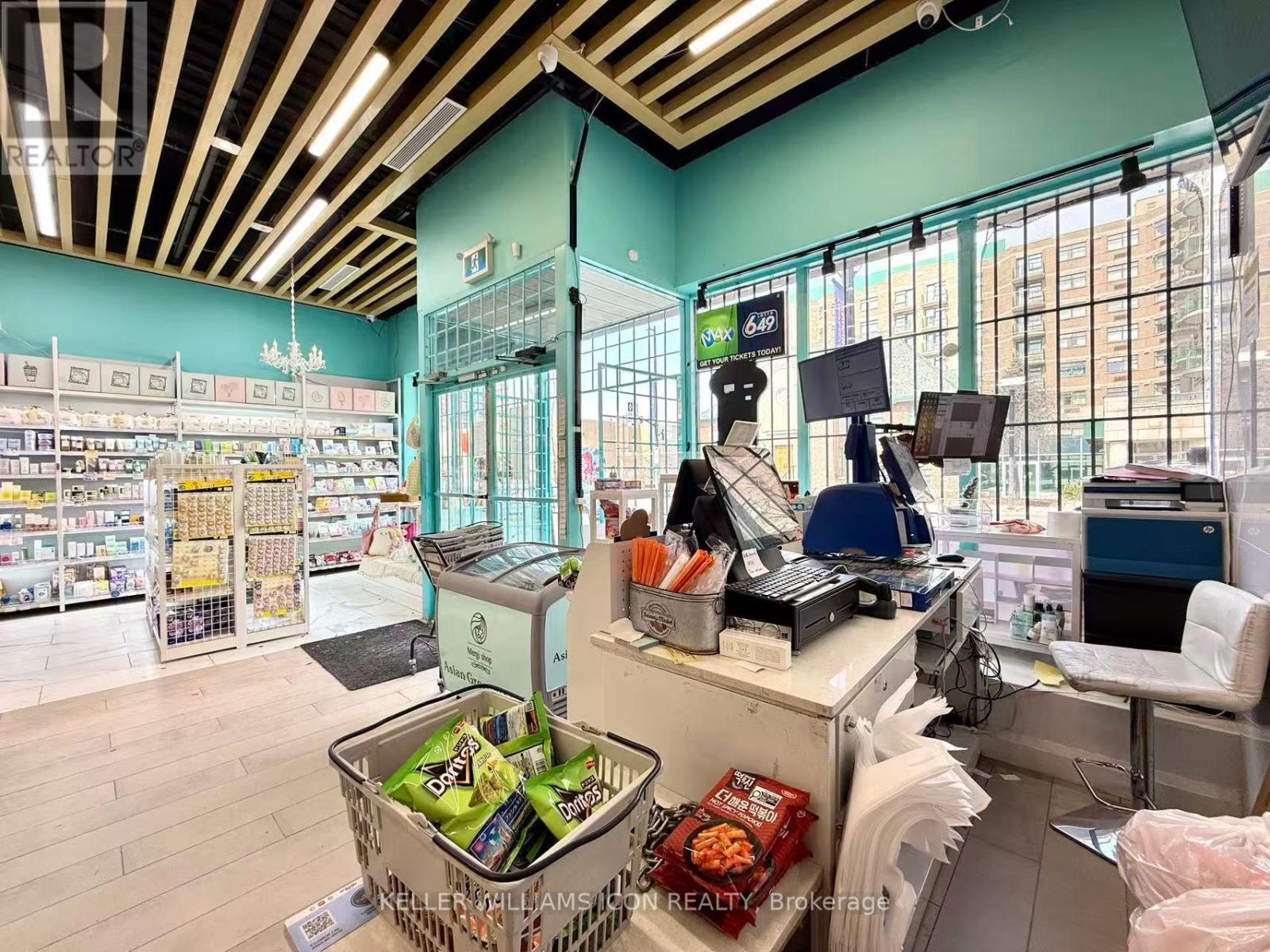 382 Rideau Street, Ottawa, Ontario  K1N 5Y8 - Photo 6 - X12939338