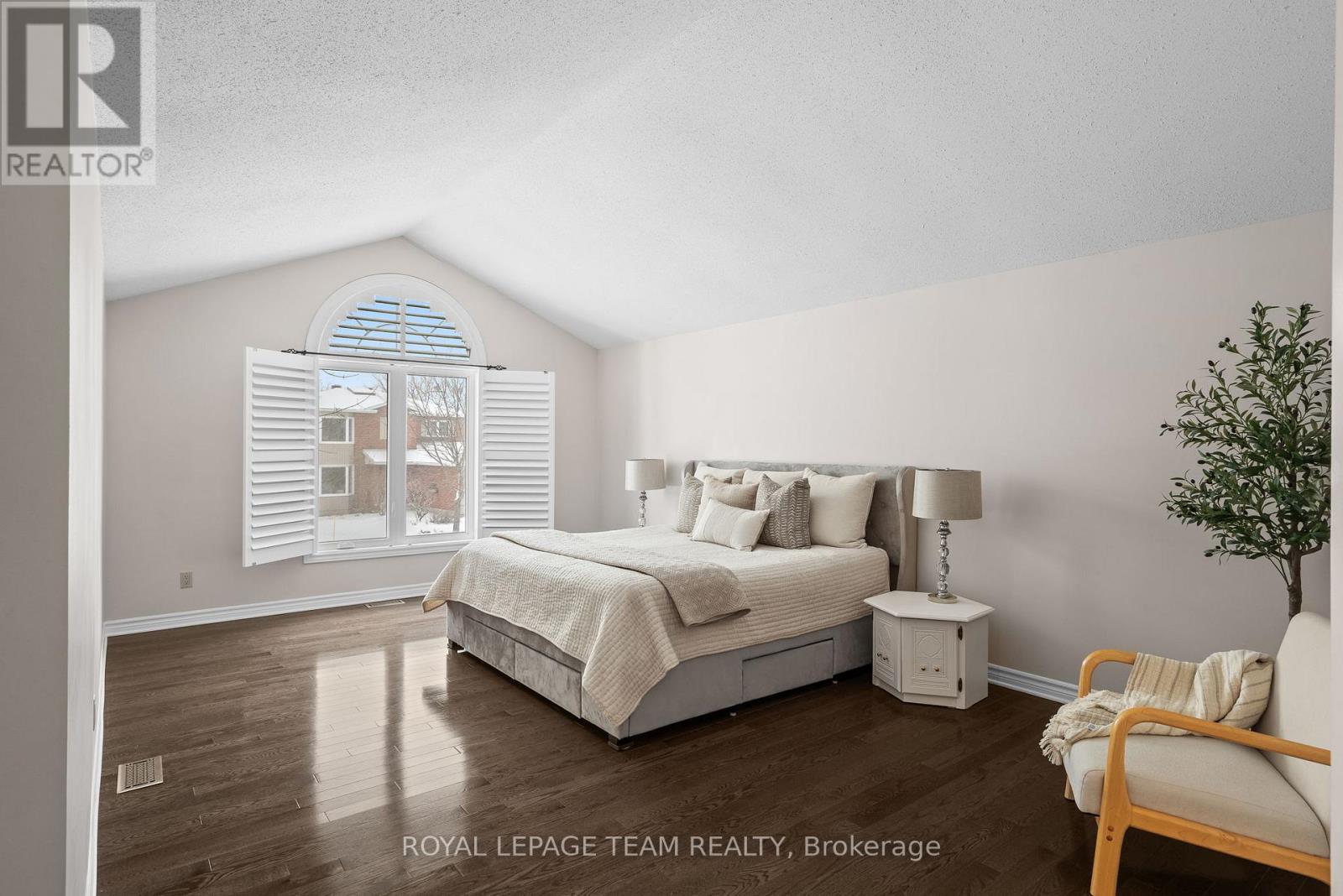 15 Wellfleet Crescent, Ottawa, Ontario  K2J 2Y3 - Photo 21 - X12939362