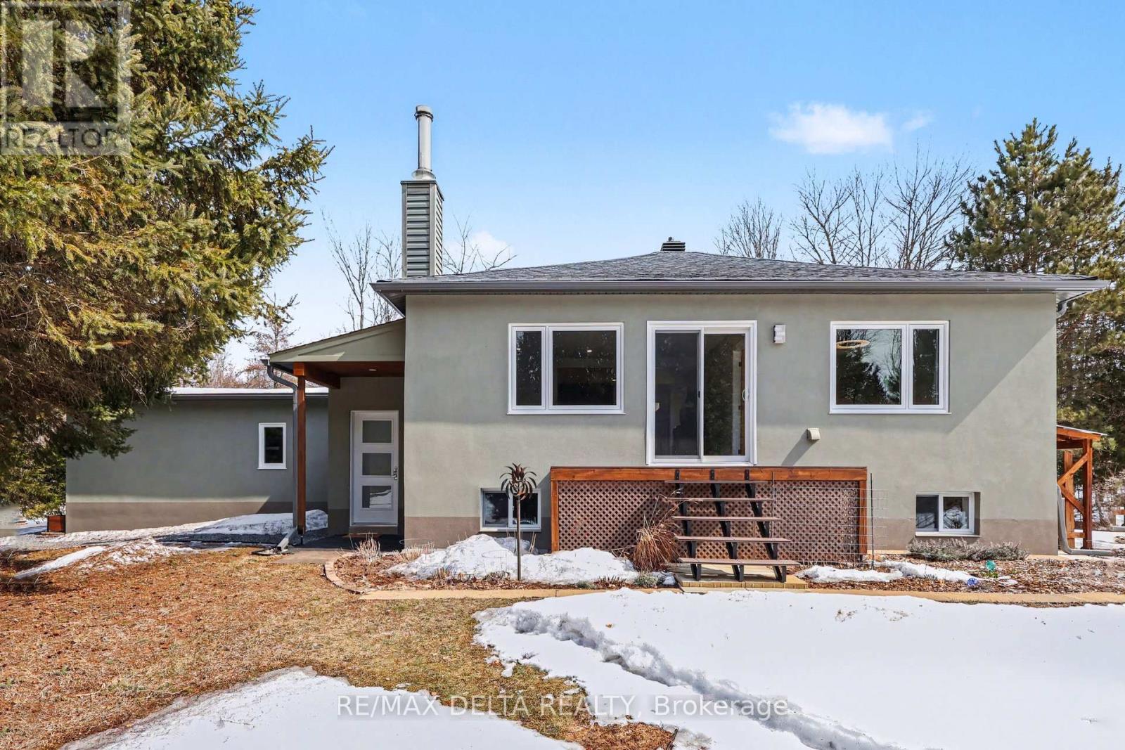 3395 Marcil Road, Clarence-Rockland, Ontario  K0A 1E0 - Photo 2 - X12939368