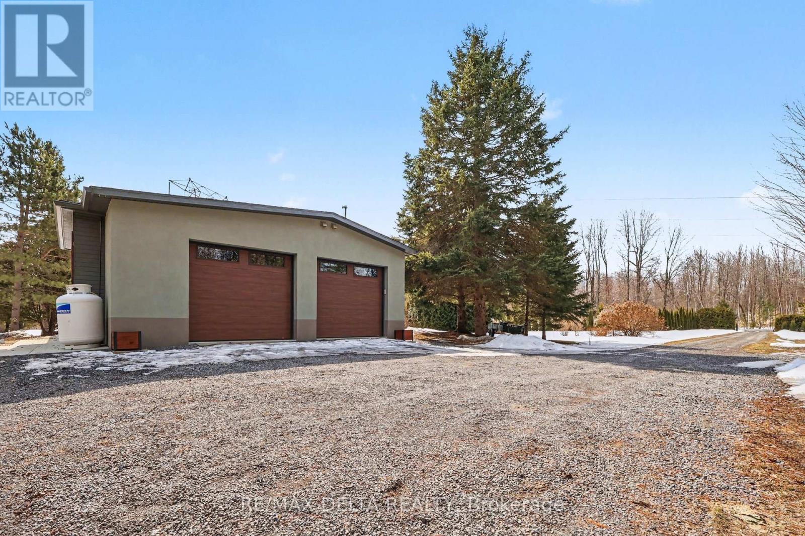 3395 Marcil Road, Clarence-Rockland, Ontario  K0A 1E0 - Photo 5 - X12939368