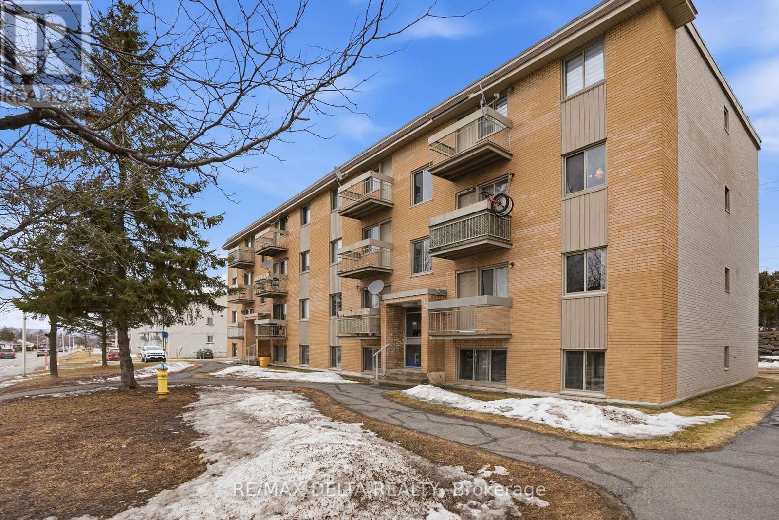 7 - 985 Cartier Boulevard, Hawkesbury, Ontario  K6A 2Y4 - Photo 2 - X12939380