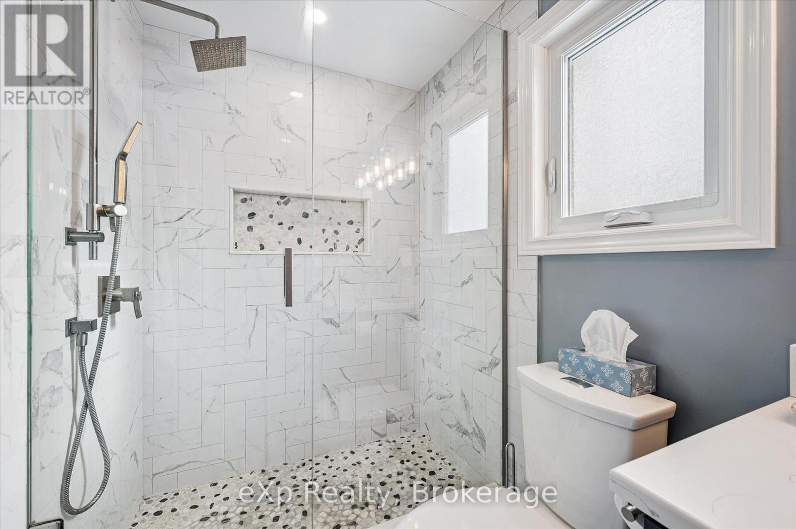 39 Celia Crescent, Guelph (Dovercliffe Park/old University), Ontario  N1G 4R4 - Photo 21 - X12794298