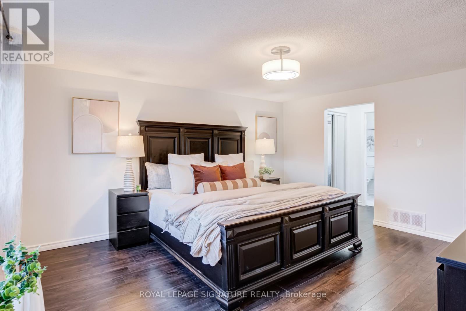 210 Braymore Boulevard, Toronto, Ontario  M1B 2G8 - Photo 25 - E12939330