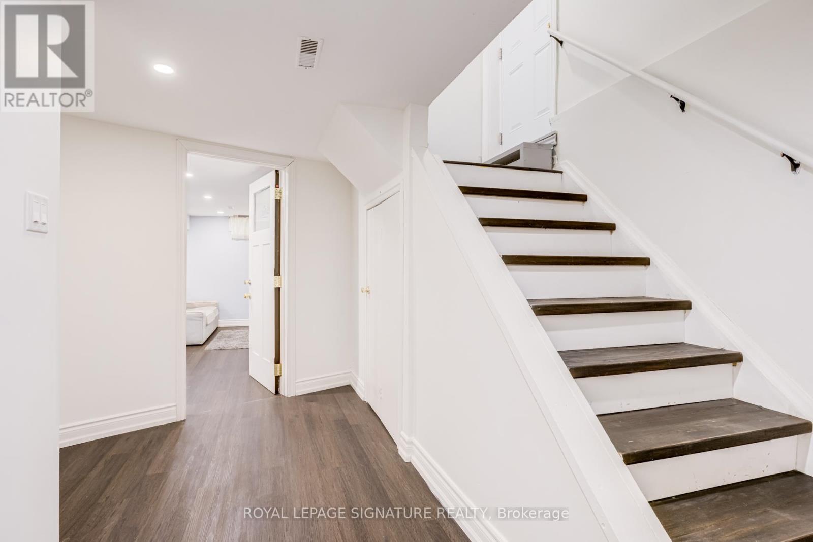 210 Braymore Boulevard, Toronto, Ontario  M1B 2G8 - Photo 33 - E12939330