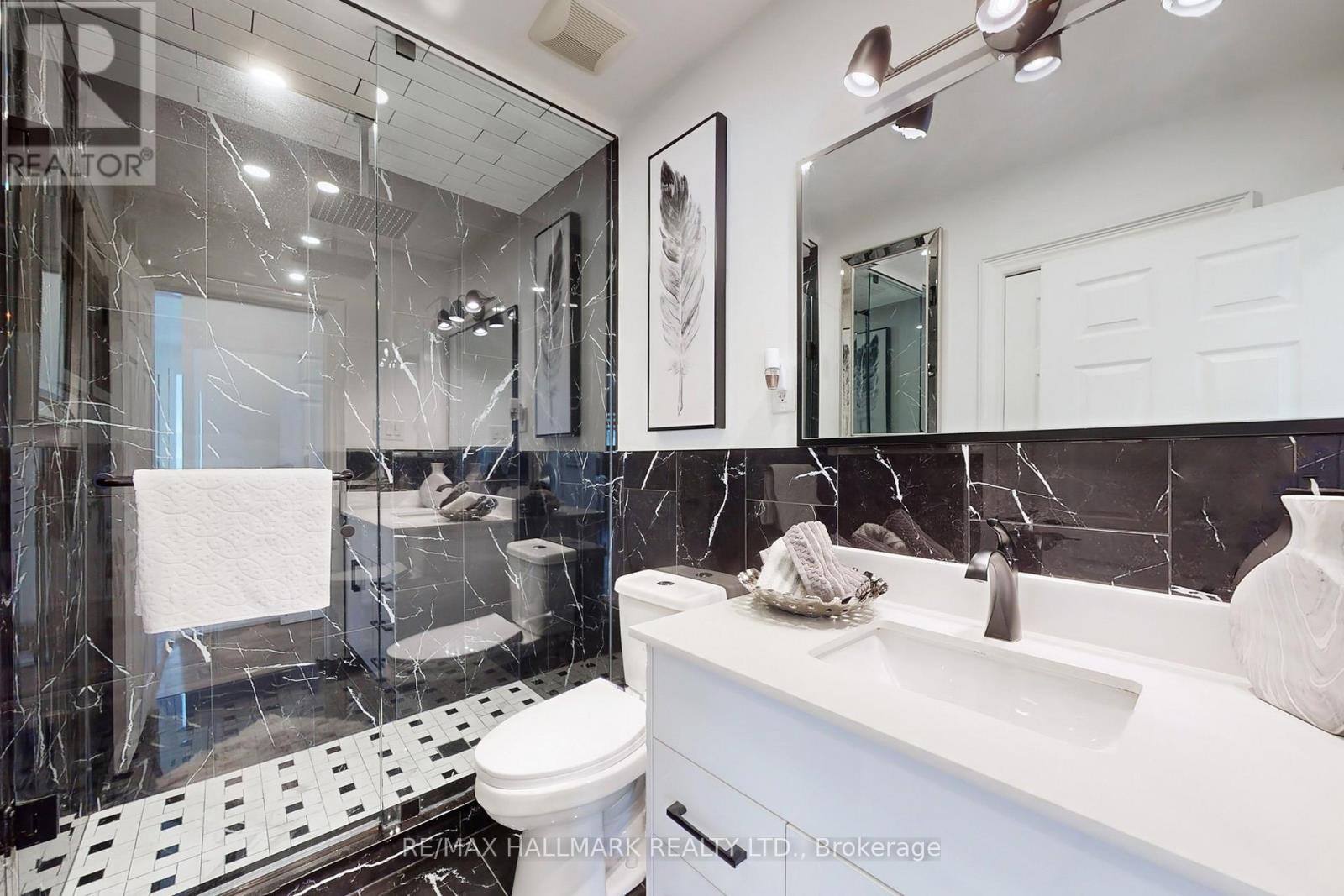 24 Cresser Avenue, Whitby, Ontario  L1P 1J8 - Photo 29 - E12939376