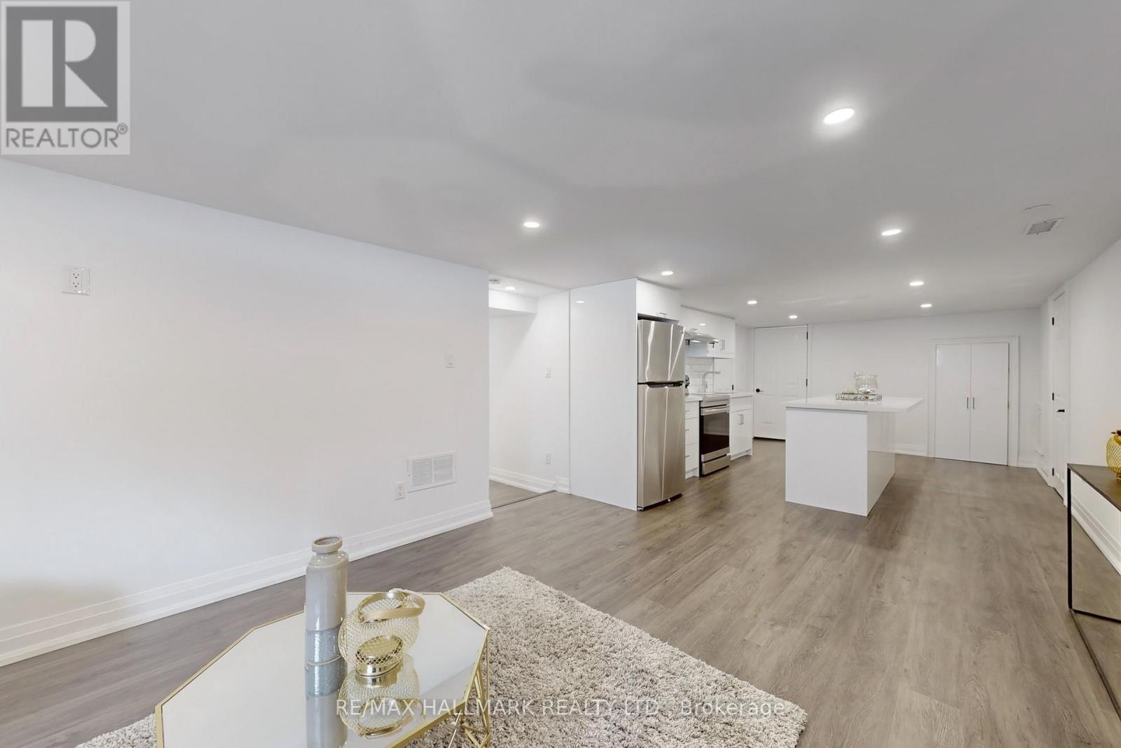 24 Cresser Avenue, Whitby, Ontario  L1P 1J8 - Photo 36 - E12939376