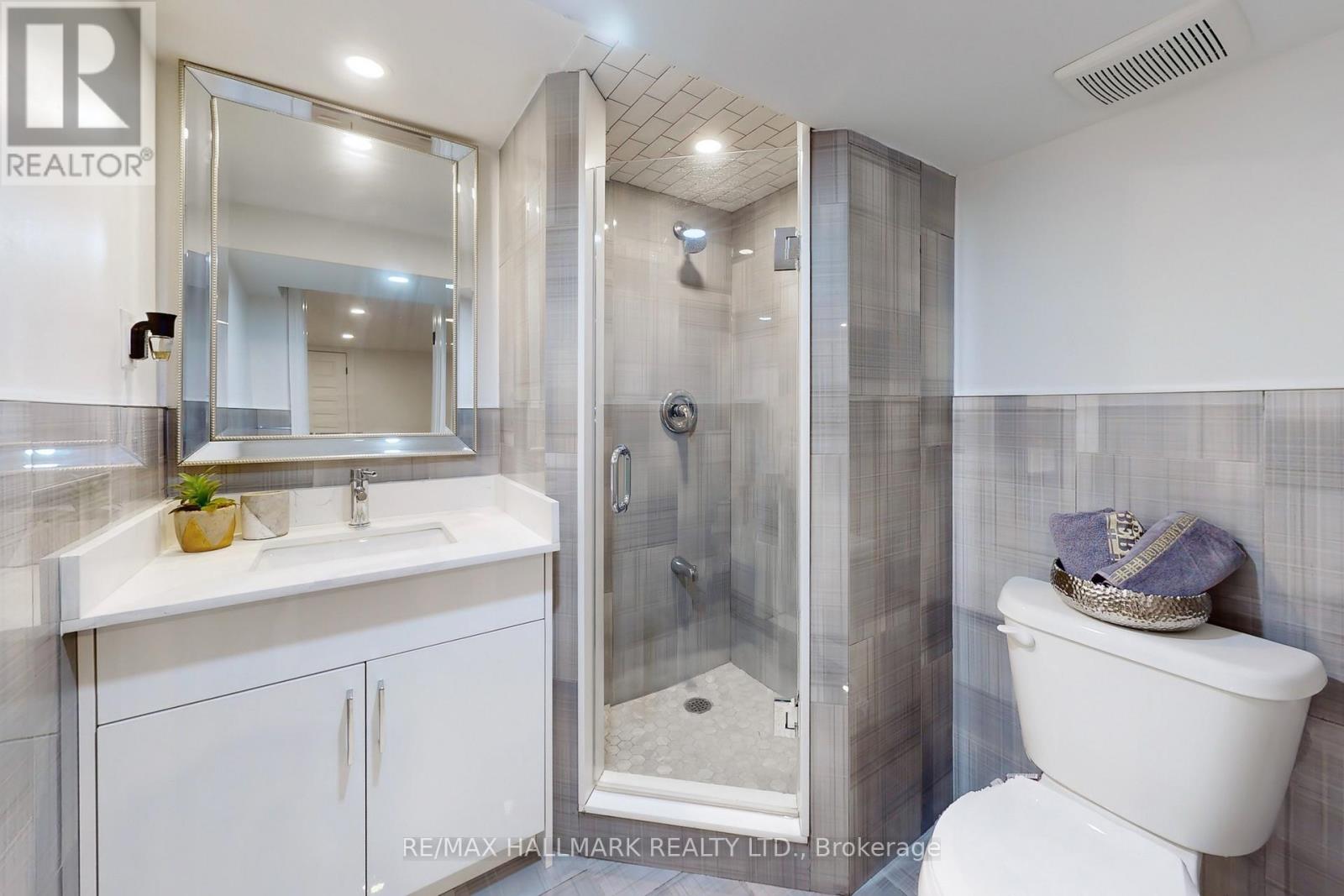 24 Cresser Avenue, Whitby, Ontario  L1P 1J8 - Photo 43 - E12939376