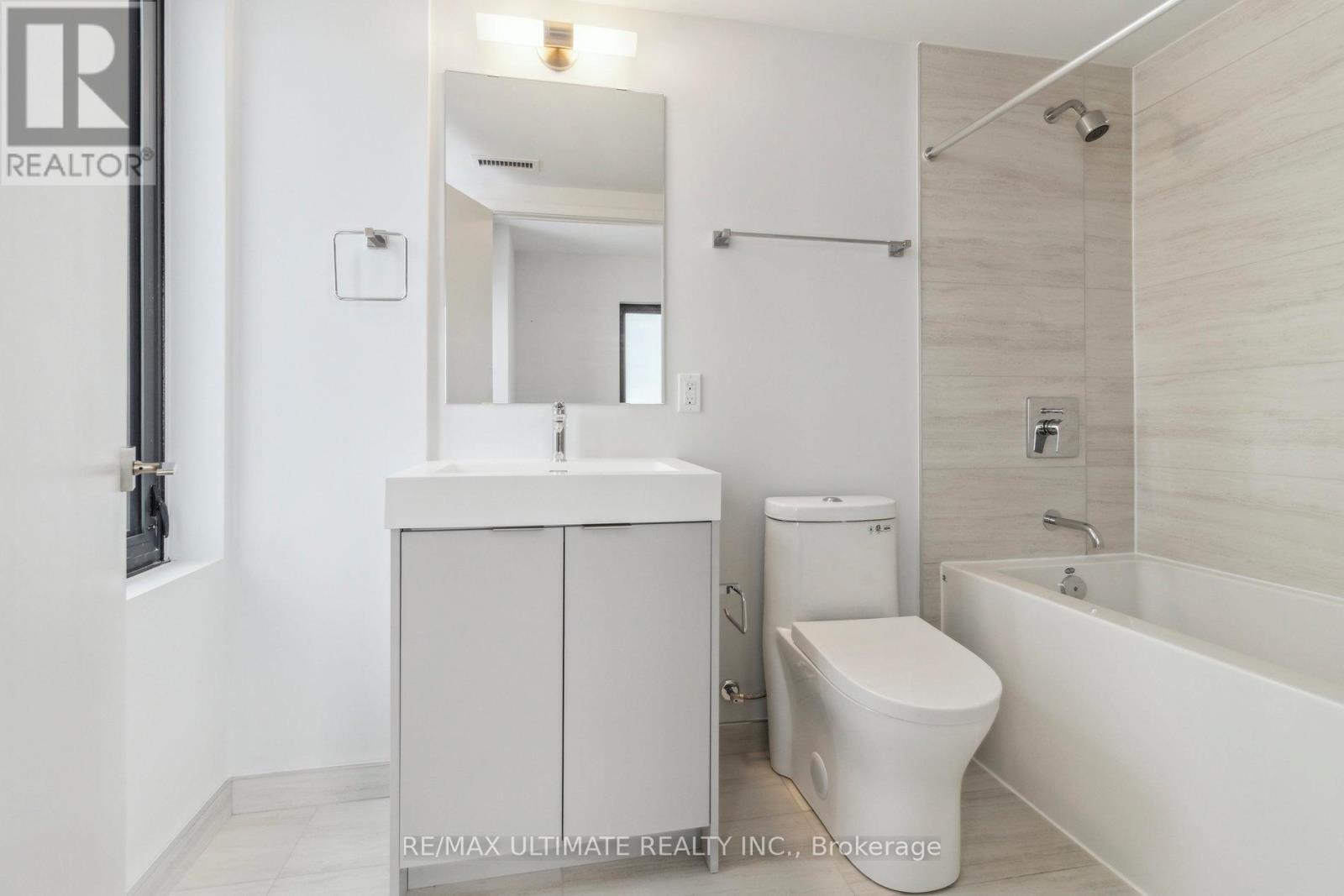 5002 - 2920 Highway 7 Road, Vaughan, Ontario L4K 0P4 - Photo 17 - N12939312