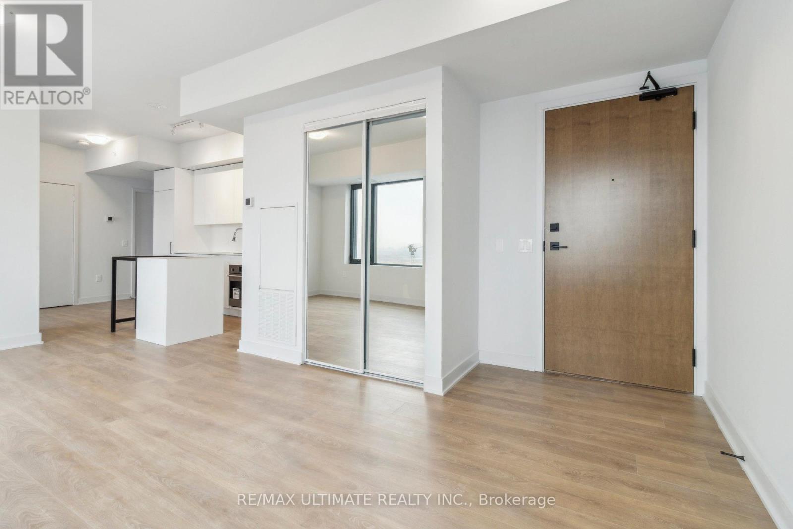 5002 - 2920 Highway 7 Road, Vaughan, Ontario L4K 0P4 - Photo 6 - N12939312