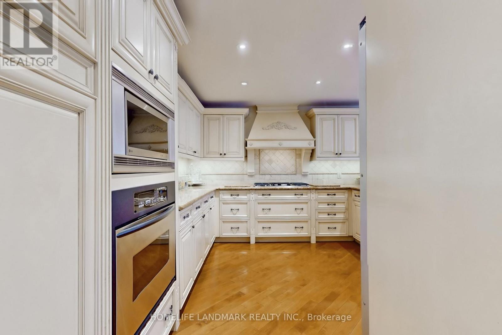 8 Prescott Court, Markham, Ontario  L3T 5W7 - Photo 14 - N12939316