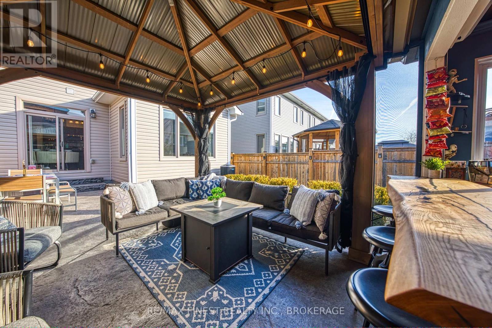 124 Hazlett Street, Loyalist, Ontario  K0H 1G0 - Photo 44 - X12909284