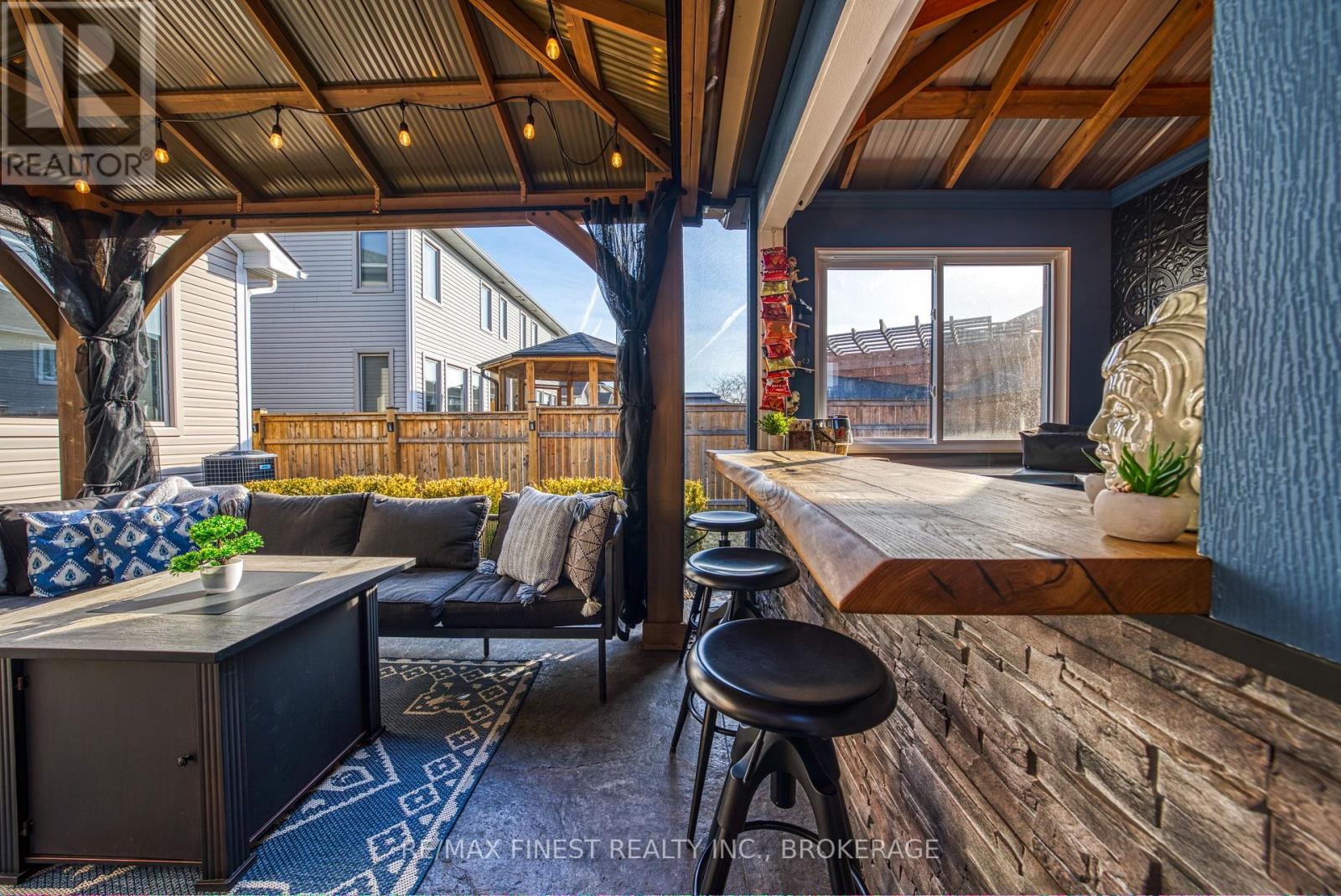 124 Hazlett Street, Loyalist, Ontario  K0H 1G0 - Photo 43 - X12909284