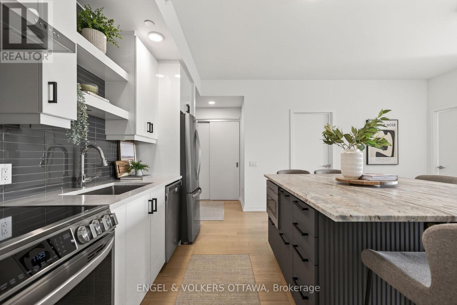 317 - 320 Miwate Private, Ottawa, Ontario  K1R 0E1 - Photo 7 - X12915024