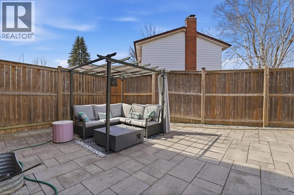 112 White Oak Place, Waterloo, Ontario  N2V 1B2 - Photo 33 - 40812936