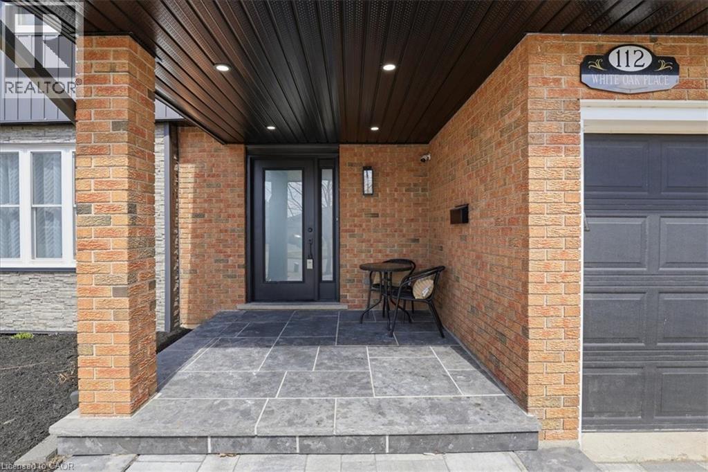 112 White Oak Place, Waterloo, Ontario  N2V 1B2 - Photo 3 - 40812936