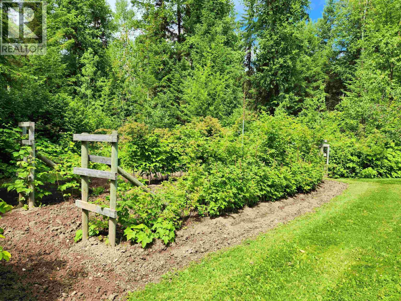 4762 Carolyn Road, Quesnel, British Columbia  V2J 6L5 - Photo 14 - R3105251