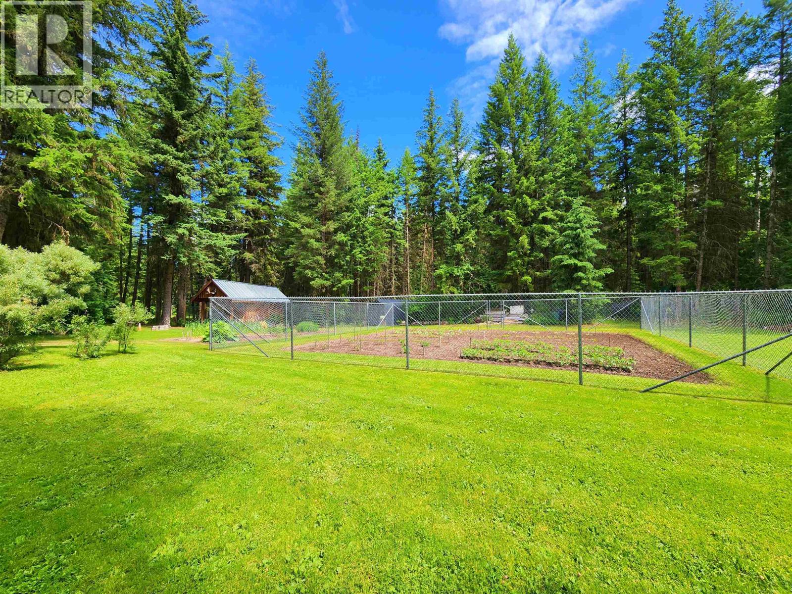 4762 Carolyn Road, Quesnel, British Columbia  V2J 6L5 - Photo 13 - R3105251