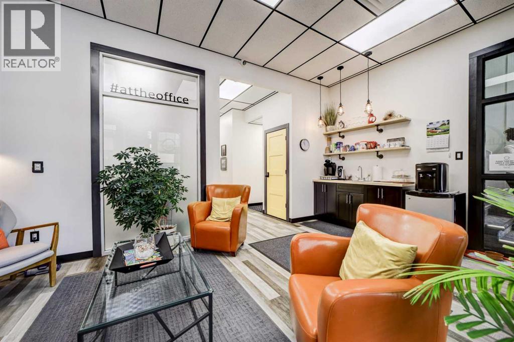 409 5th Street S, Lethbridge, Alberta  T1J 2B6 - Photo 4 - A2296655