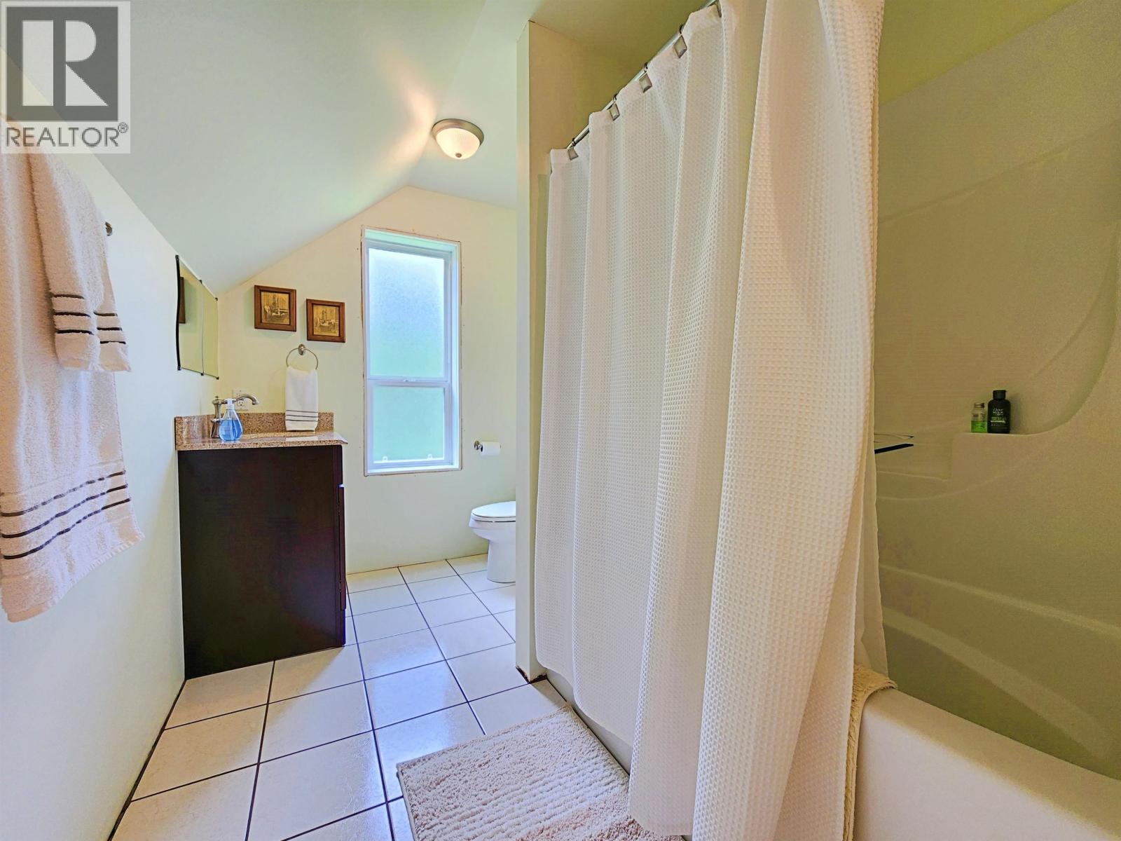 4762 Carolyn Road, Quesnel, British Columbia  V2J 6L5 - Photo 36 - R3105251