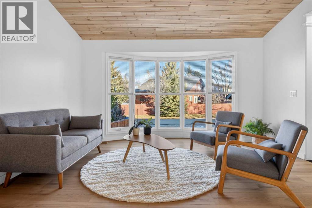 303 Woodside Place, Okotoks, Alberta  T1S 1L9 - Photo 7 - A2285284