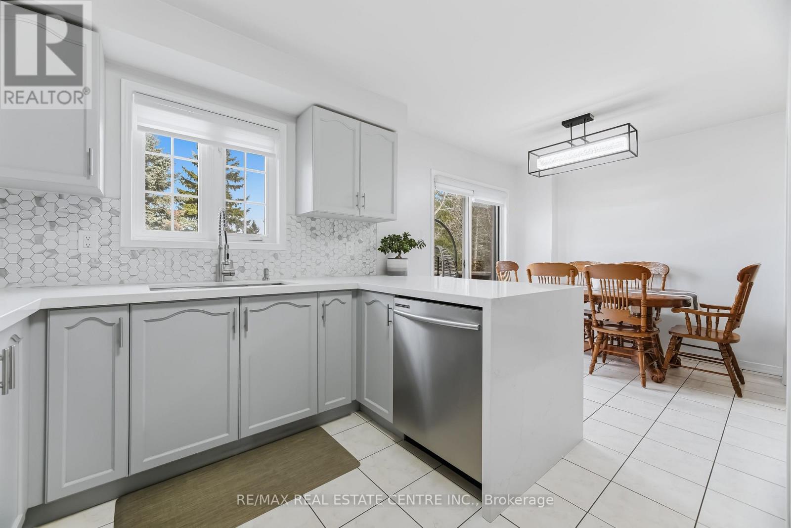 62 - 2665 Thomas Street, Mississauga, Ontario  L5M 6G6 - Photo 11 - W12939272