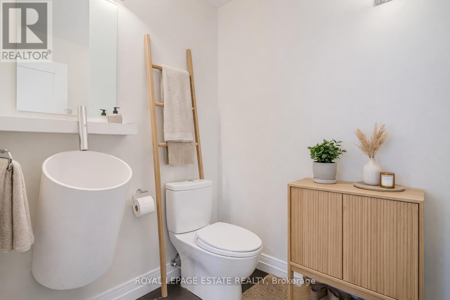 66 Compass Way, Mississauga, Ontario  L5G 4T8 - Photo 18 - W12939356