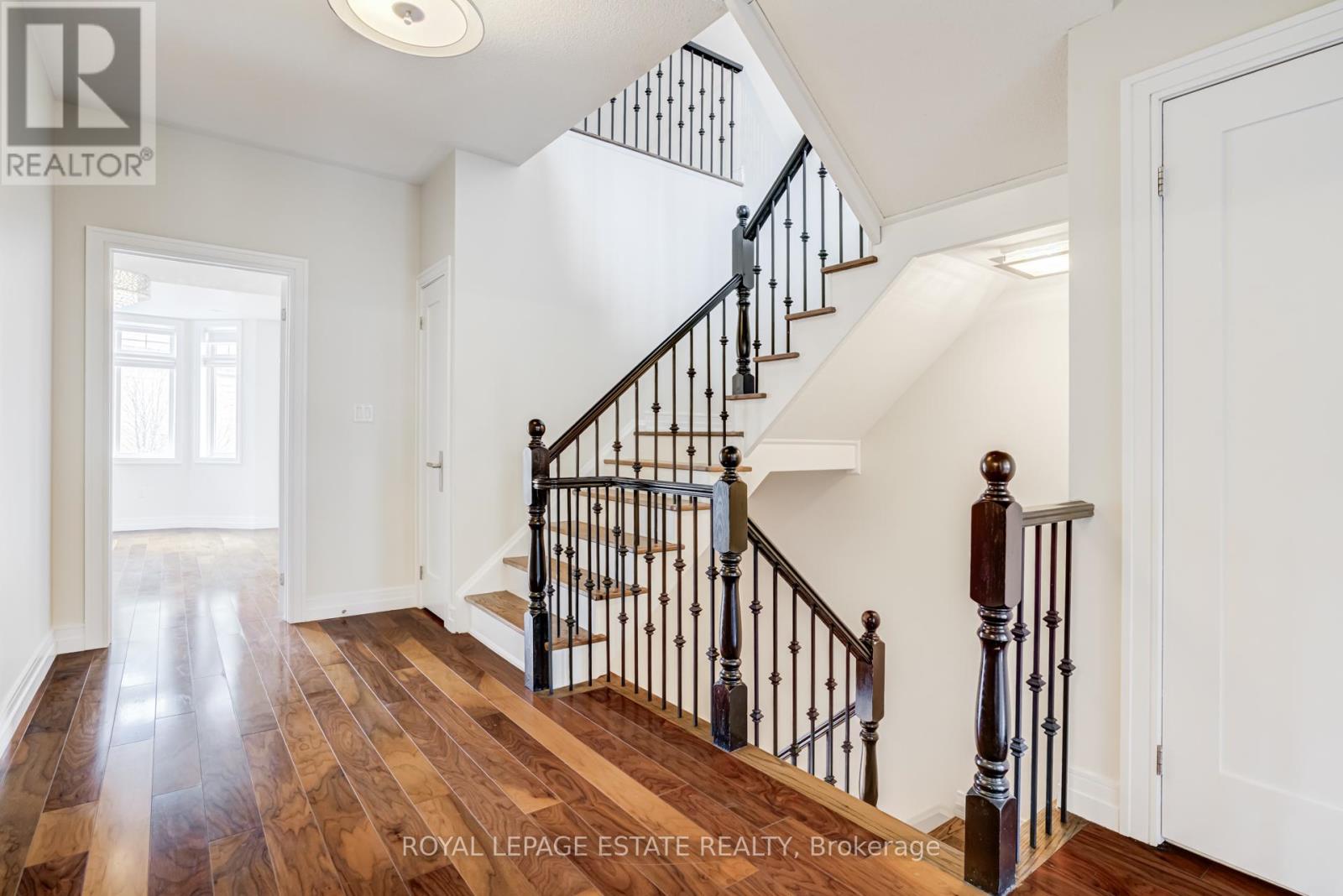 66 Compass Way, Mississauga, Ontario  L5G 4T8 - Photo 19 - W12939356