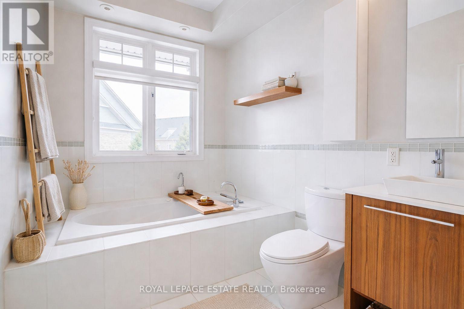 66 Compass Way, Mississauga, Ontario  L5G 4T8 - Photo 22 - W12939356