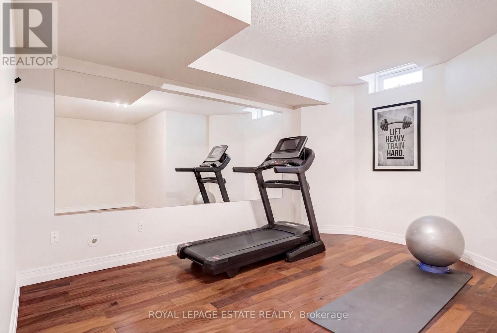 66 Compass Way, Mississauga, Ontario  L5G 4T8 - Photo 41 - W12939356