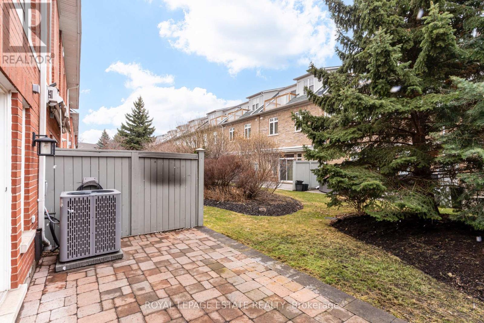 66 Compass Way, Mississauga, Ontario  L5G 4T8 - Photo 44 - W12939356