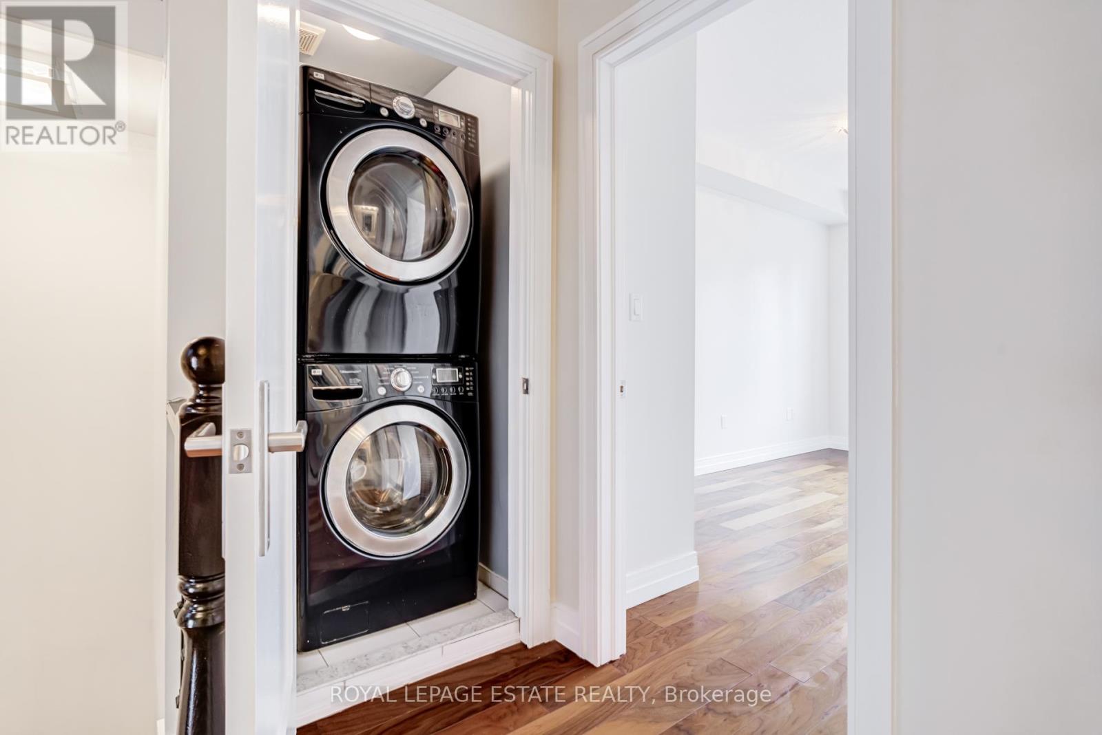 66 Compass Way, Mississauga, Ontario  L5G 4T8 - Photo 45 - W12939356