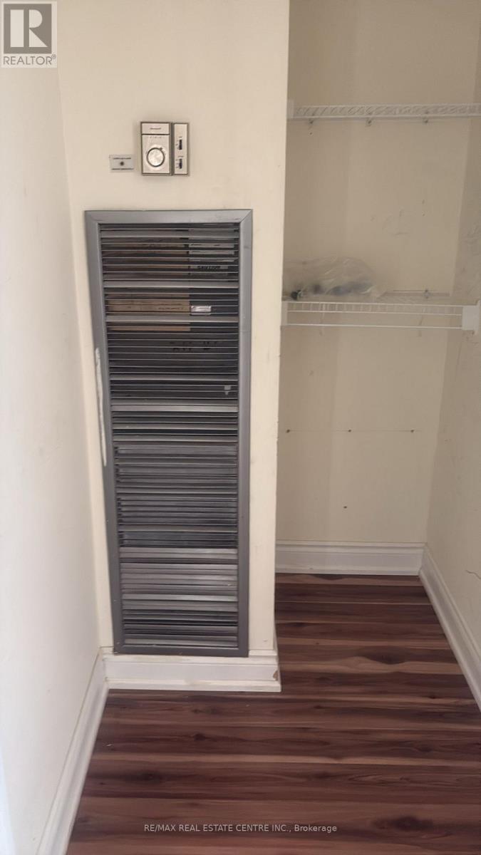 811 - 115 Hillcrest Avenue, Mississauga, Ontario  L5B 3Y9 - Photo 20 - W12939358