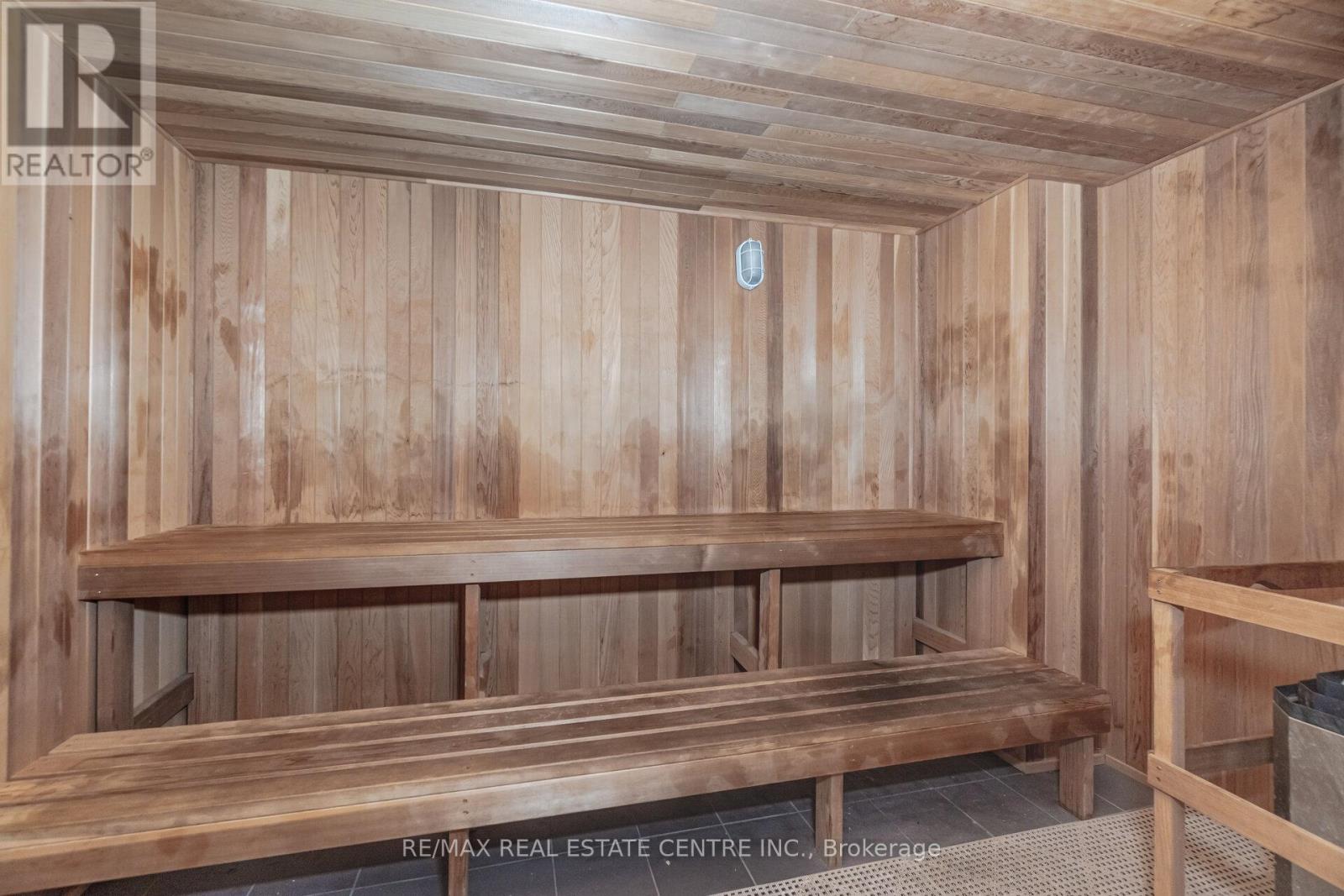 811 - 115 Hillcrest Avenue, Mississauga, Ontario  L5B 3Y9 - Photo 30 - W12939358