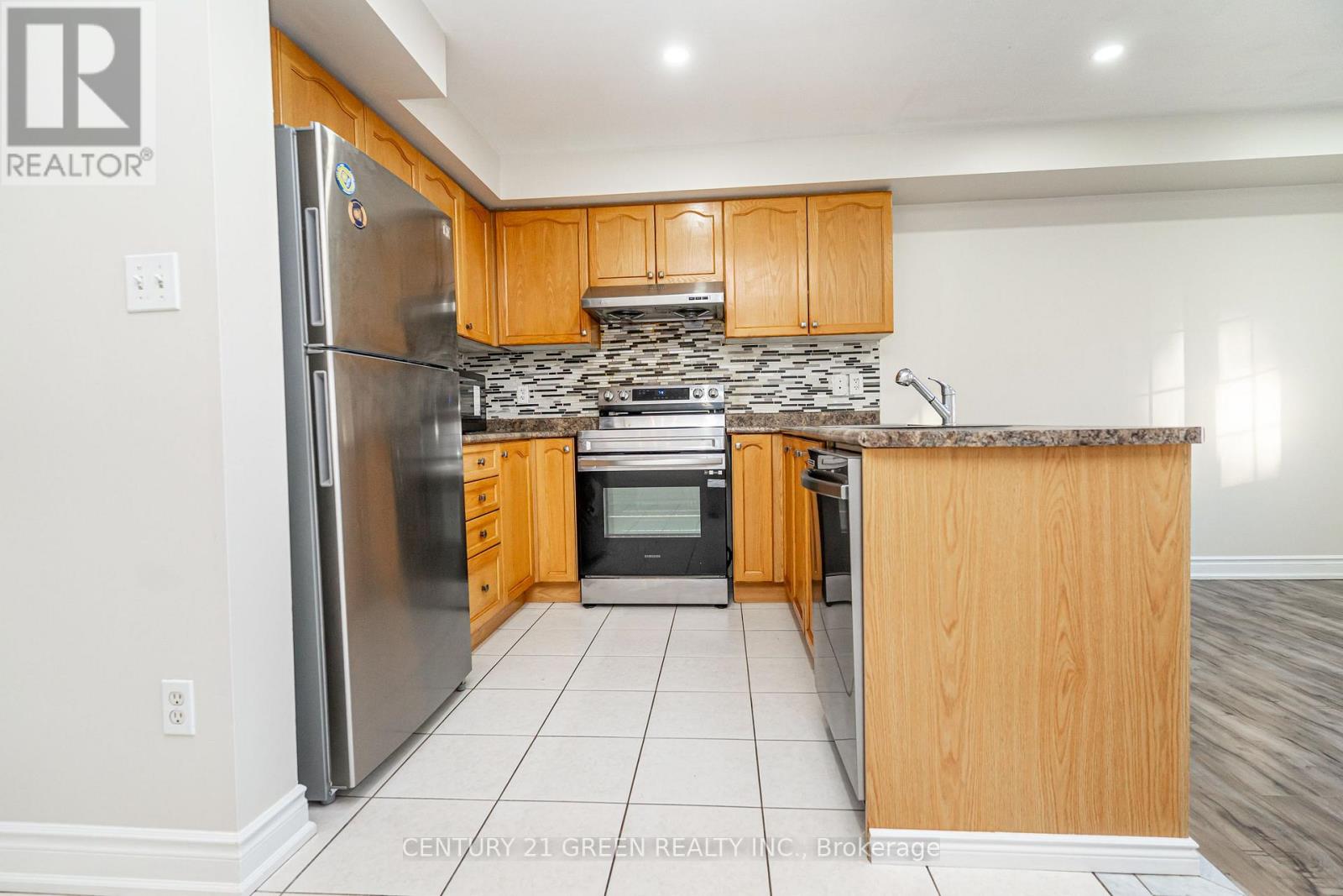 449 Aspendale Crescent, Mississauga, Ontario  L5W 0E7 - Photo 13 - W12939364