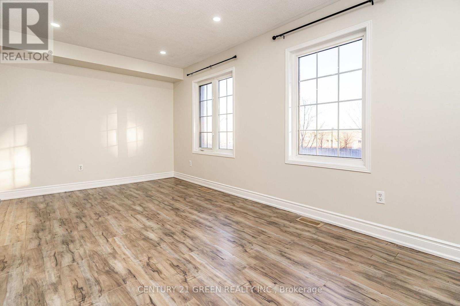 449 Aspendale Crescent, Mississauga, Ontario  L5W 0E7 - Photo 17 - W12939364