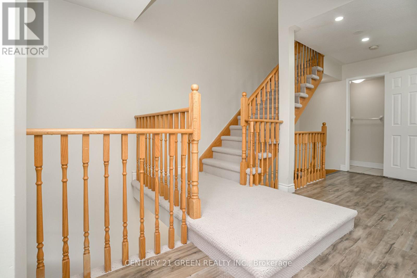 449 Aspendale Crescent, Mississauga, Ontario  L5W 0E7 - Photo 20 - W12939364
