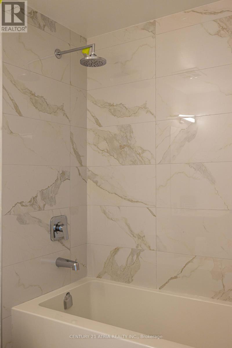 427 - 220 Missinnihe Way, Mississauga, Ontario  L5H 0A9 - Photo 11 - W12939370