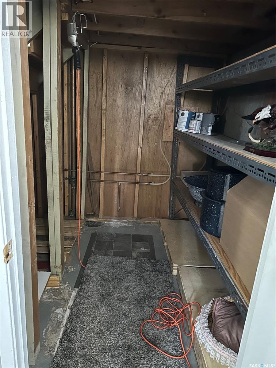 400 Gallaway Street, Estevan, Saskatchewan  S4A 0A9 - Photo 26 - SK031694