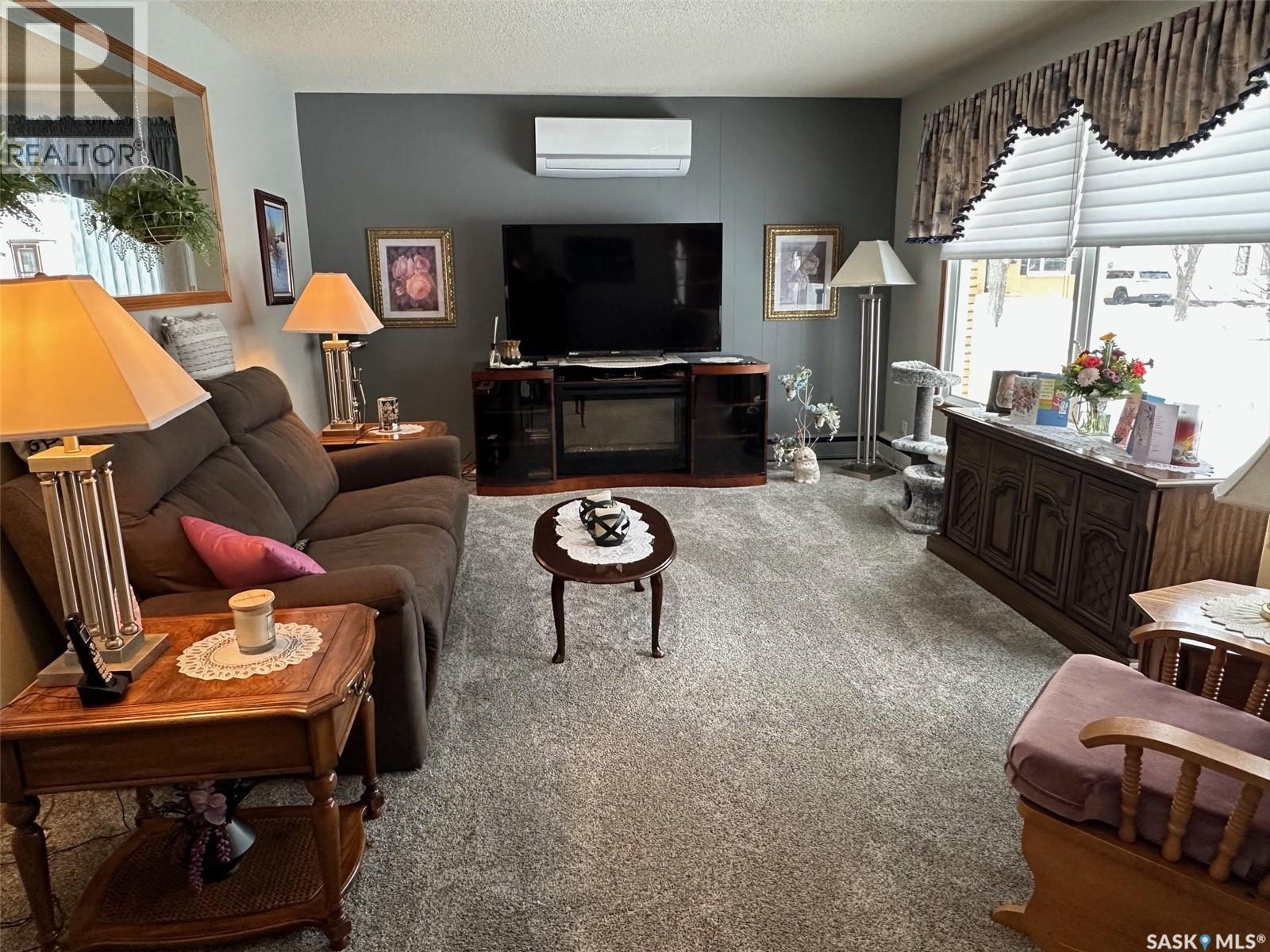 400 Gallaway Street, Estevan, Saskatchewan  S4A 0A9 - Photo 5 - SK031694