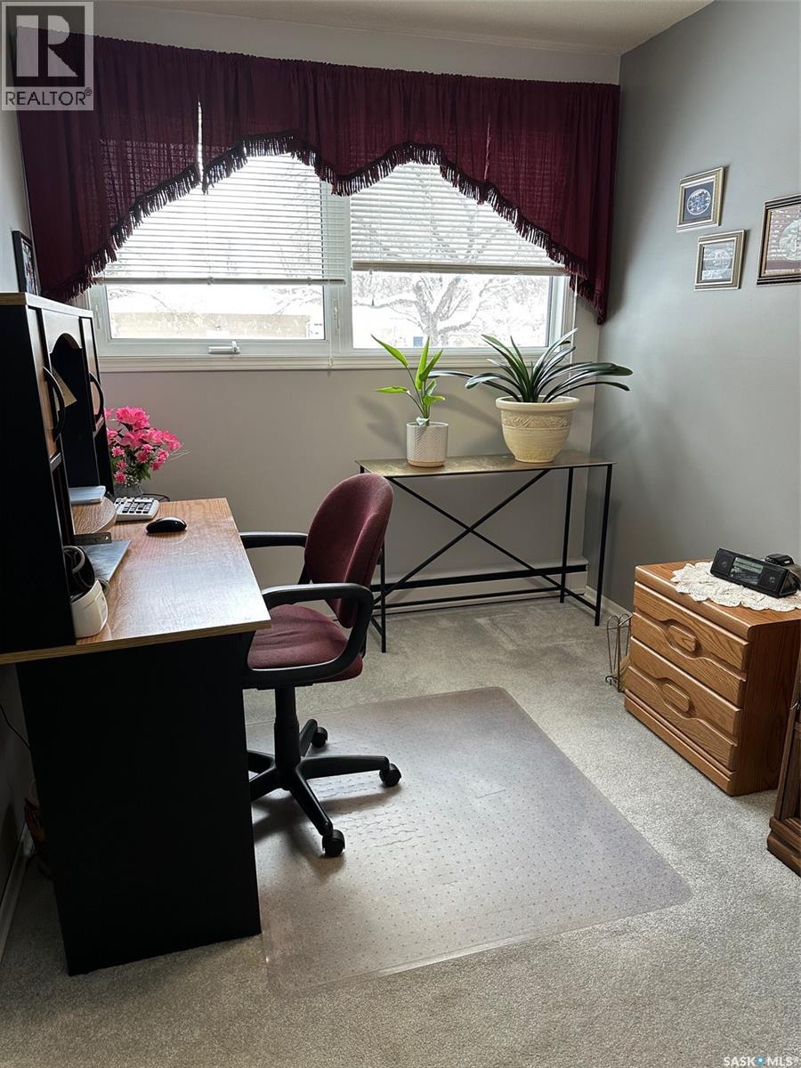 400 Gallaway Street, Estevan, Saskatchewan  S4A 0A9 - Photo 9 - SK031694