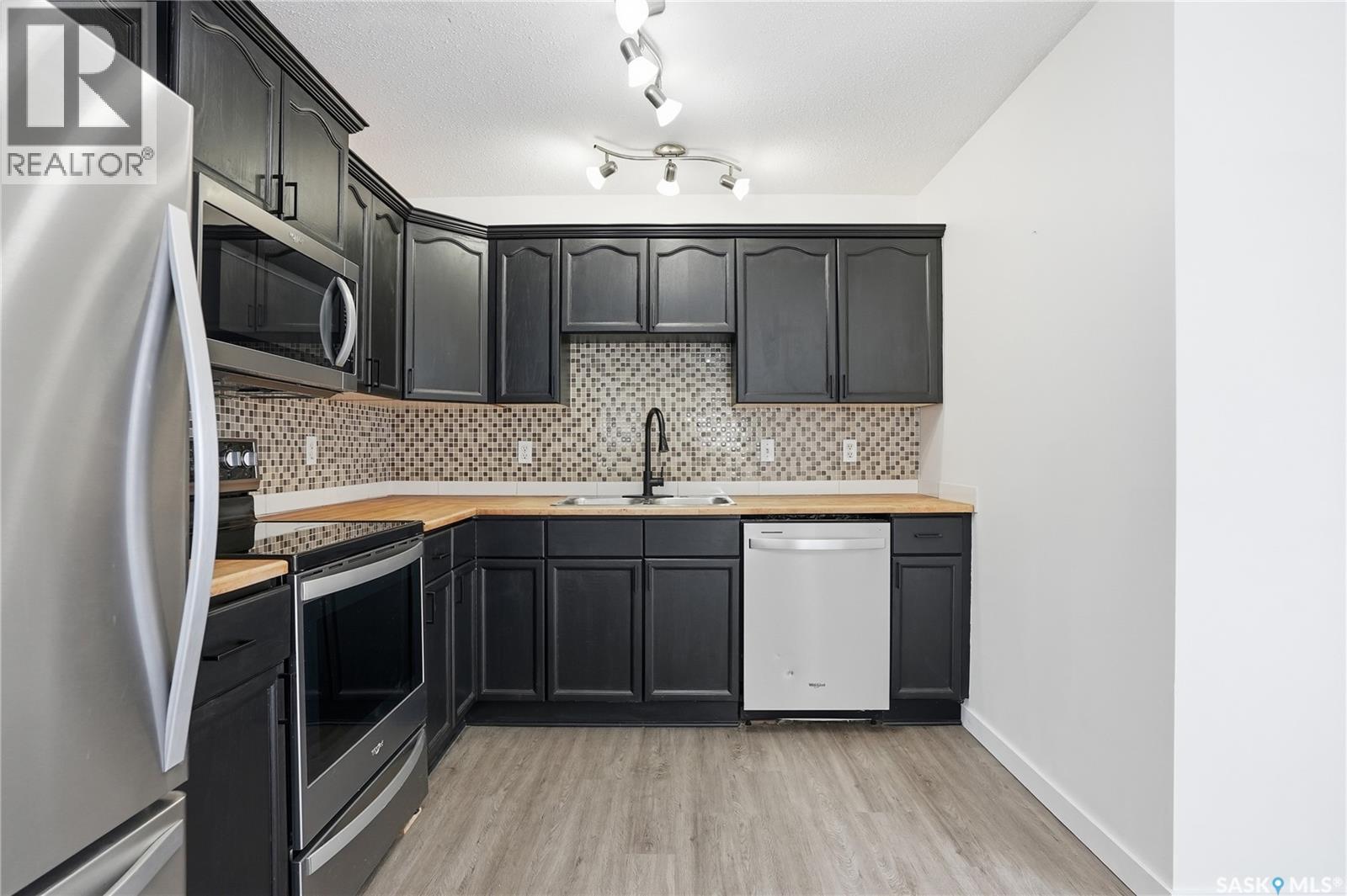 330 Carter Crescent, Saskatoon, Saskatchewan  S7L 7K5 - Photo 11 - SK031669